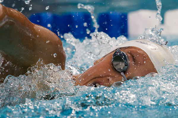 Katie Hoff of FAST wins the 400 free at 2010 USA Swimming Nationals