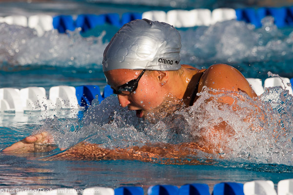 Rebecca Soni of Trojan Swim Club win the 100 breast at the 2010 USA Swimming Nationals