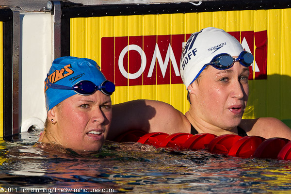 Elizabeth Beisel of Bluefish Swim Club wins the 200 IM at the 2011 ConocoPhillips USA Swimming National Championships overtaking Katie Hoff on the final lap