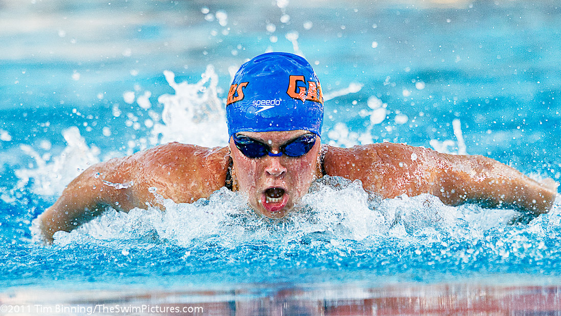 Elizabeth Beisel of Bluefish Swim Club and the University of Florida swims the the 400 IM championship final at the 2011 ConocoPhillips National Championships