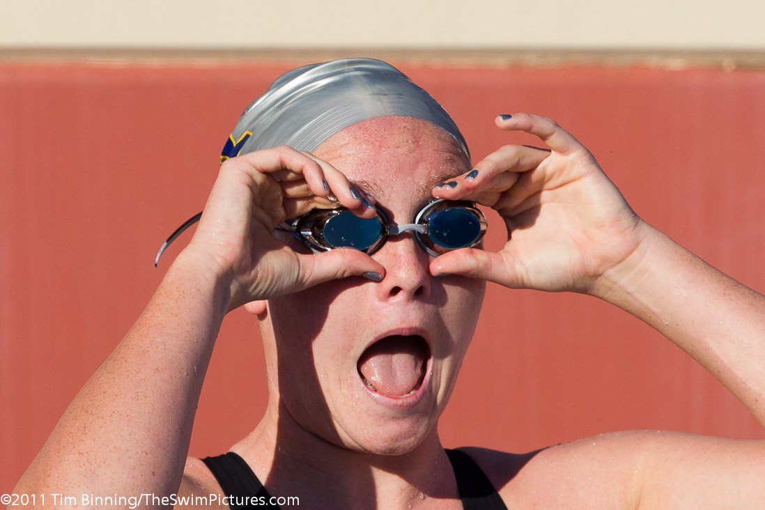 Shelley Harper of Cal Aquatics adjusts her goggles before the start of the 200 fly C final at the 2011 ConocoPhillips USA Swimming National Championships.