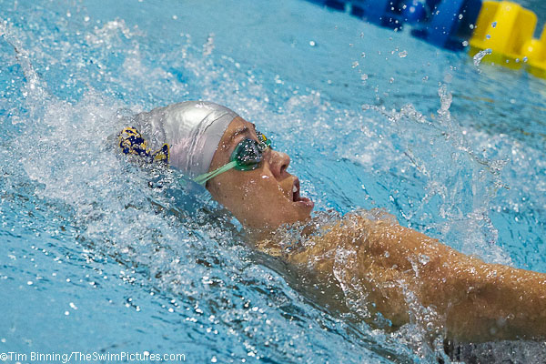 Natalie Coughlin of Cal Aquatics  wins the 100 backstroke at the 2011 Charlotte UltraSwim 