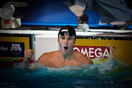 Swim Pictures | Aaron Peirsol sets a new world record in the100 backstroke at the 2009 conocophillips national swimming championships and world championship trials