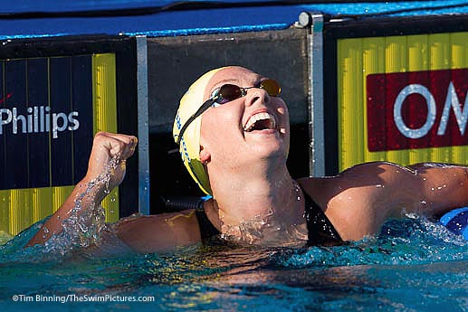 Chloe Sutton of Mission Viejo Celebrates victory in the 800 free at the 2010 ConocoPhillips USA Swimming National Championships