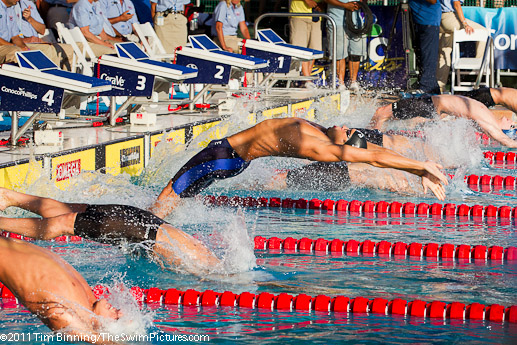 Matt Grevers at the start of a winning 200 back efforet at the 2011 ConocoPhillips USA Swimming National Championships