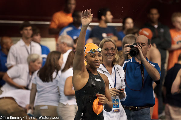 Arianna Vanderpool-Wallace of Auburn wins the 50 at the 2011 SEC Swimming and Diving Championships